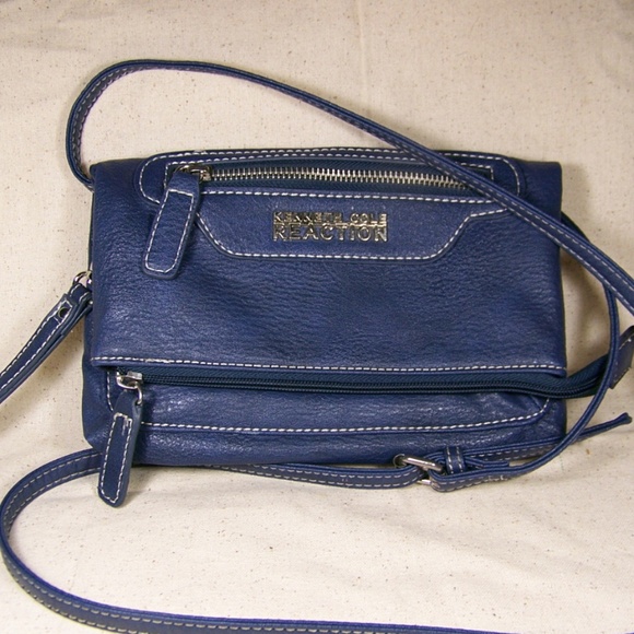 Kenneth Cole Reaction Crossbody Wristlet Leather - Picture 1 of 6